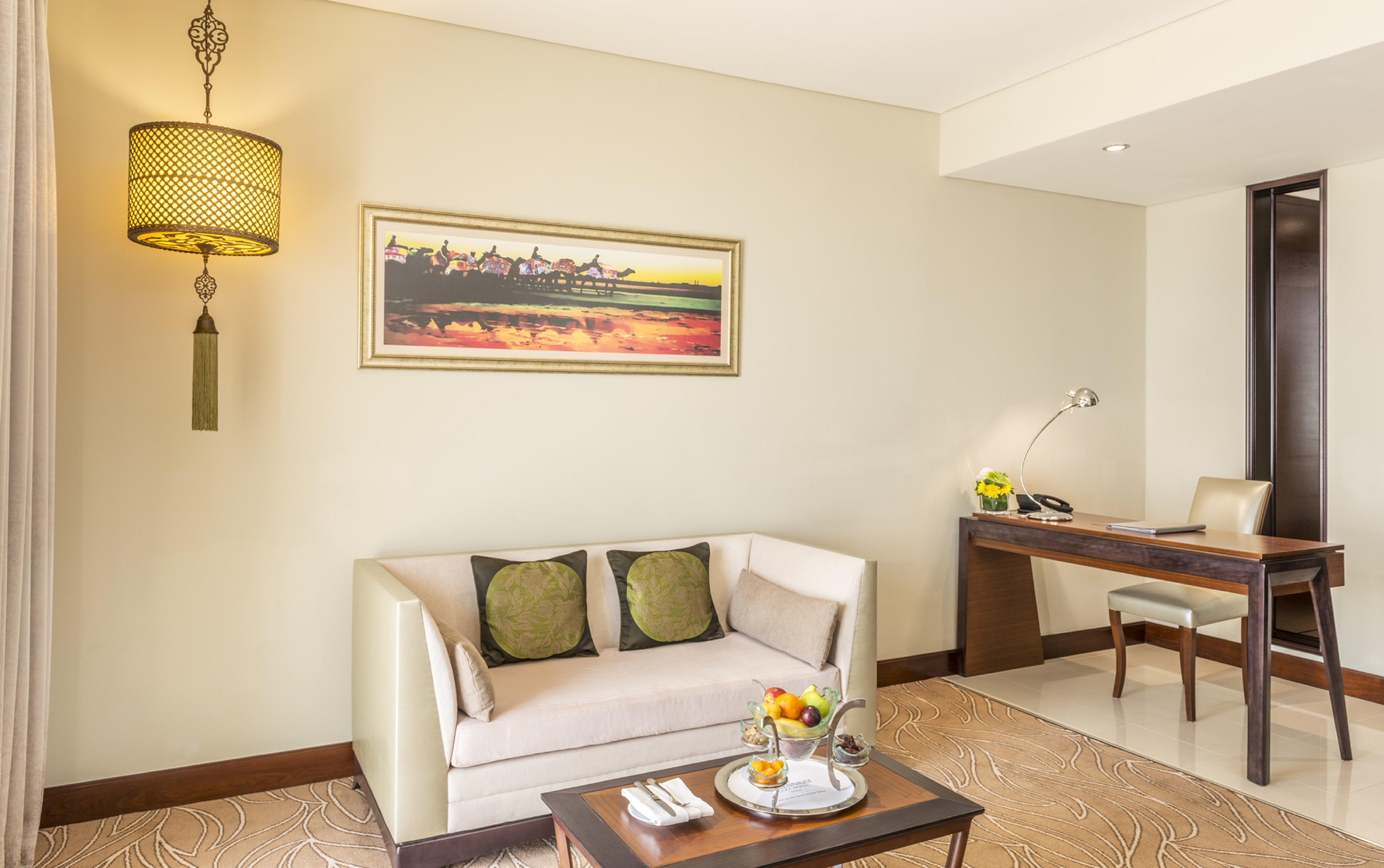 The Tower Plaza Hotel Dubái Exterior foto A room at the hotel