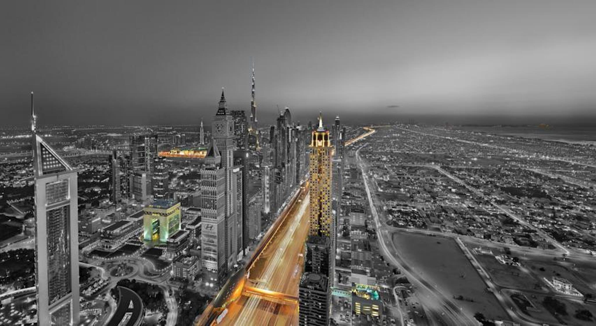 The Tower Plaza Hotel Dubái Exterior foto Aerial view of the city