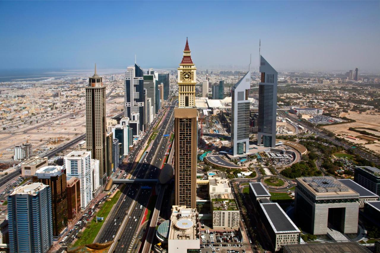 The Tower Plaza Hotel Dubái Exterior foto Dubai